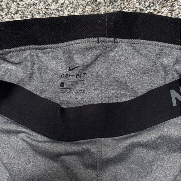 Nike Pro Shorts - Picture 2 of 4